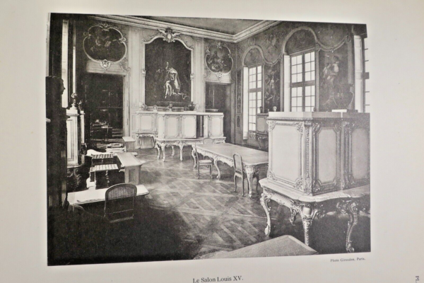 CABINET DU ROI OU LE SALON LOUIS XV DE LA BIBLIOTHEQUE NATIONALE