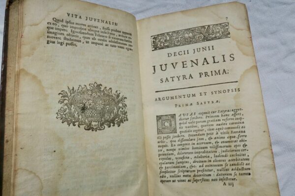 JUVENAL Decii Junii Juvenalis Satyrae 1715 – Image 3