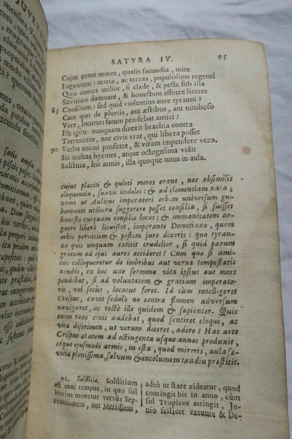 JUVENAL Decii Junii Juvenalis Satyrae 1715 – Image 5