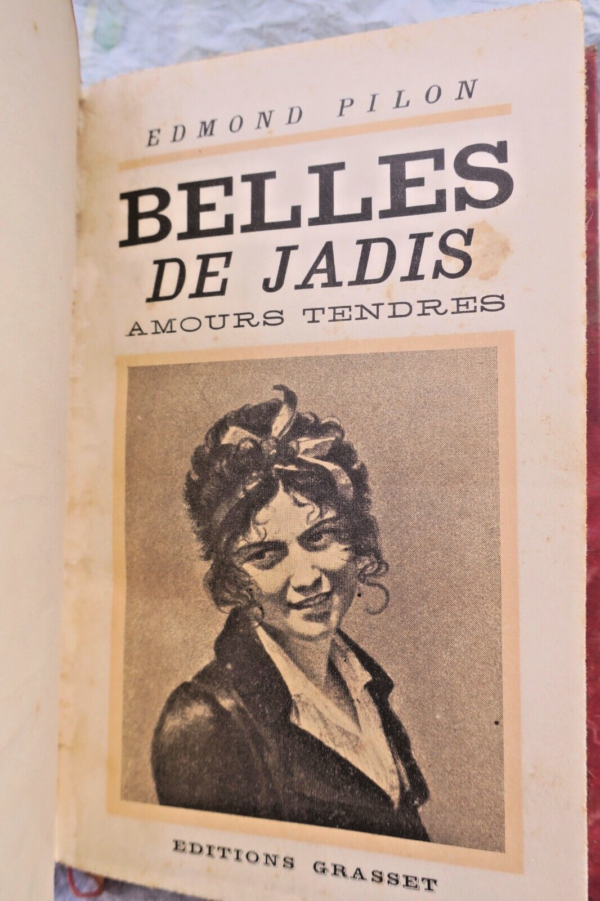 Femme BELLES DE JADIS. AMOURS TENDRES