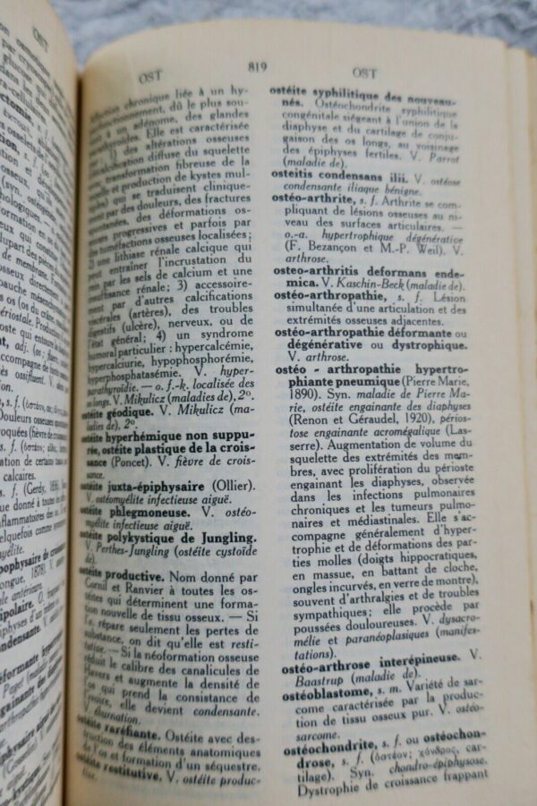 Médecine DICTIONNAIRE DES TERMES TECHNIQUES DE MEDECINE 1974 – Image 3