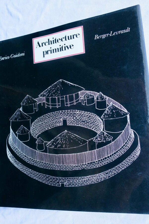 Architecture primitive  1980