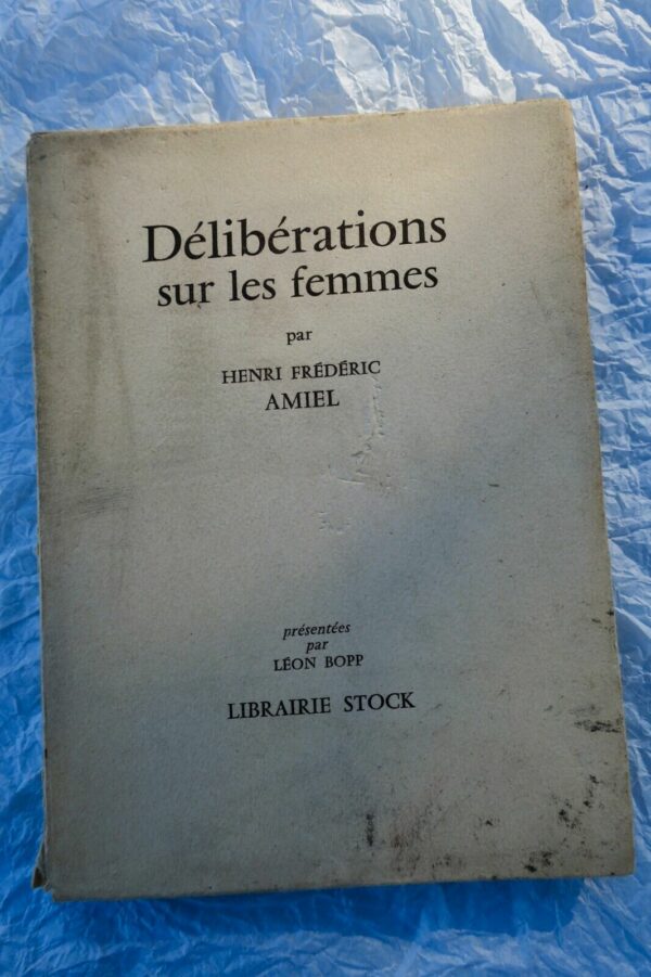 Femme AMIEL Délibérations sur les femmes Stock 1954