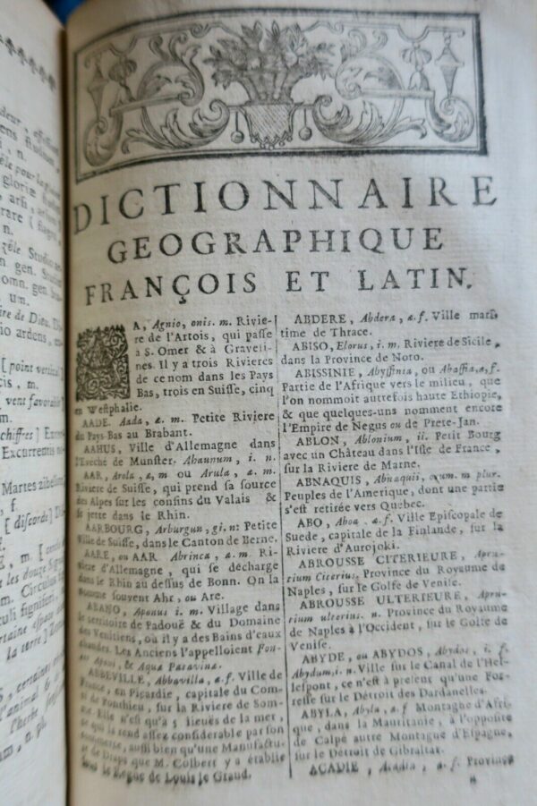 Le Petit Apparat Royal, ou Dictionnaire françois et latin 1766 dic-géographie – Image 9