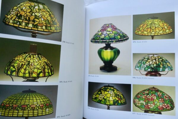 Tiffany Lamps and Metalware : an Illustrated Reference to over 2000 models – Image 9