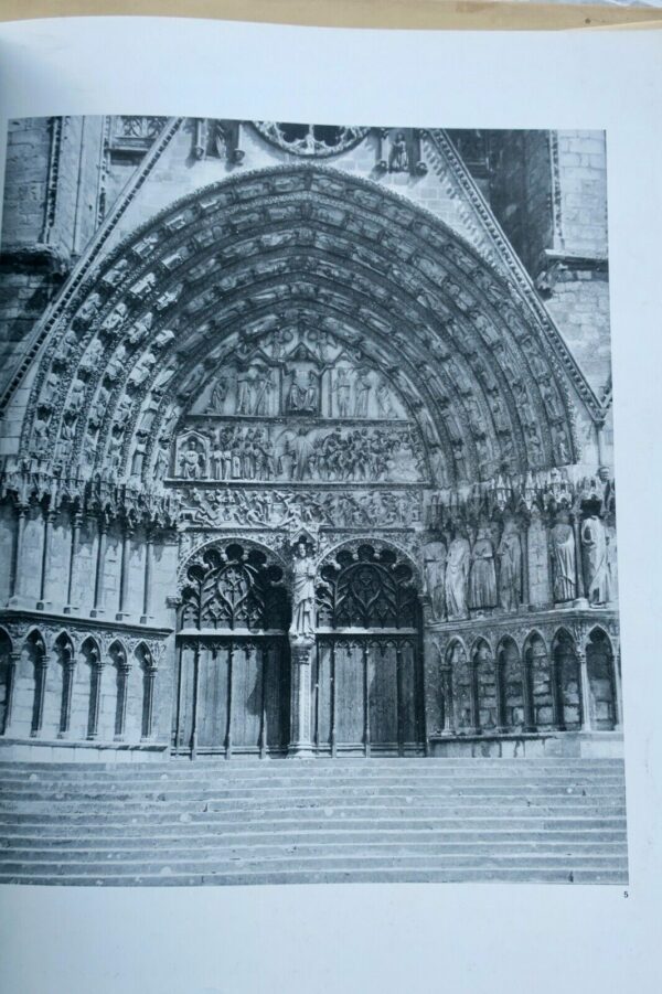 Bourges Cathédrale de Bourges & ses vitraux 1942 – Image 7