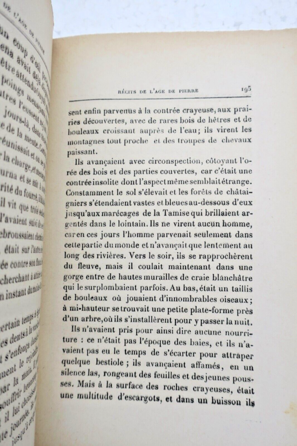 WELLS (H.-G.) Une Histoire des Temps à venir Récits de l'âge de pierre – Image 4